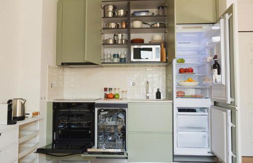 Apartment 1 min walk from Metro and Trendiest Neighborhood Bonfim - Foto 2