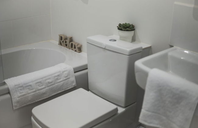 The Hive Apartment - Photo 4