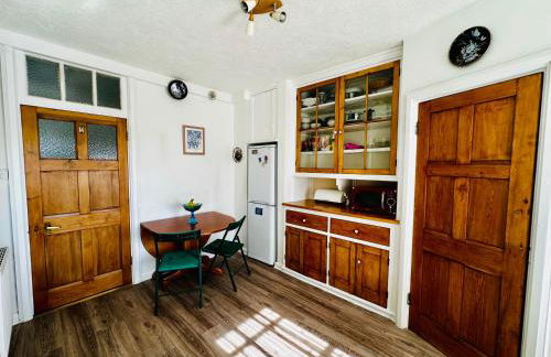 Apartment 2BR-free private parking-quick access to train into London-Wembley-Heathrow - Photo 2