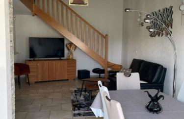 Maison au sein d’un corps de ferme. - Photo 3