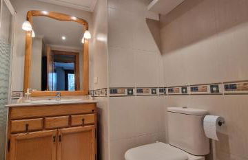 Balmes 8 - Para 6 pax céntrico y Plaza de garaje - VUT-4831-AS - Foto 20