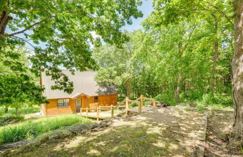 Cabin on Lake Raymond Gary with Dock, Grill and Views! - Foto 24