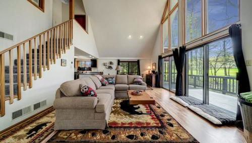 Golf Course Views Hot Tub Games & Pool Access - Photo 2