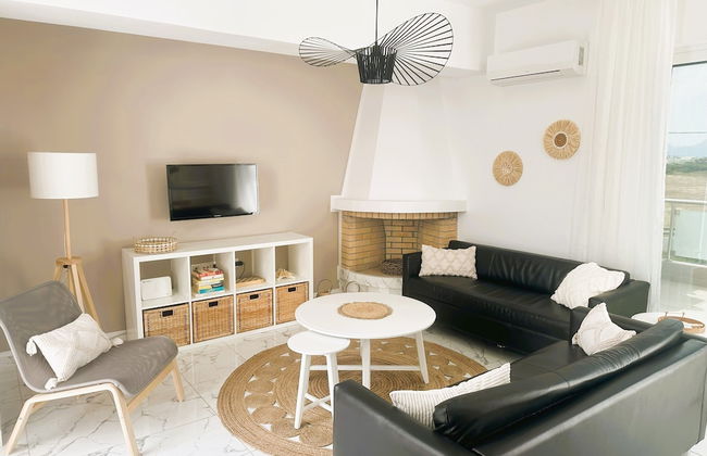 Lilu Villa 2 With Private Pool - Photo 9