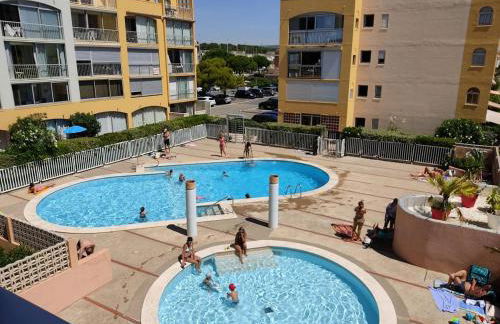 appartement avec piscines donnant sur le port - Foto 1
