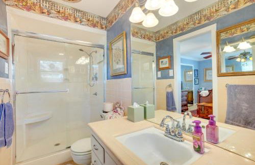 Lovely Bryan Home with Deck - 4 Mi to Kyle Field! - Foto 13