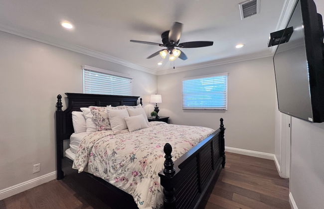 Swanky 5 bedroom 4.5 bath home (3 Master Suites) - Foto 13