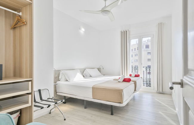 Stay Together Barcelona Apartments - Photo 20