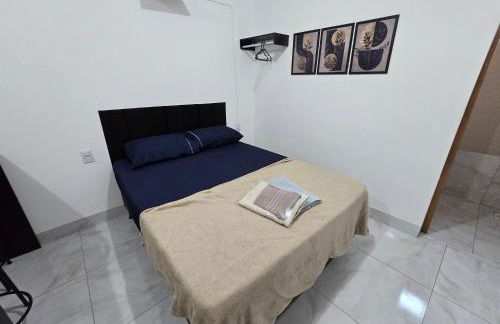 Flat completo 15 com ar condicionado e colchão confortável - Foto 9