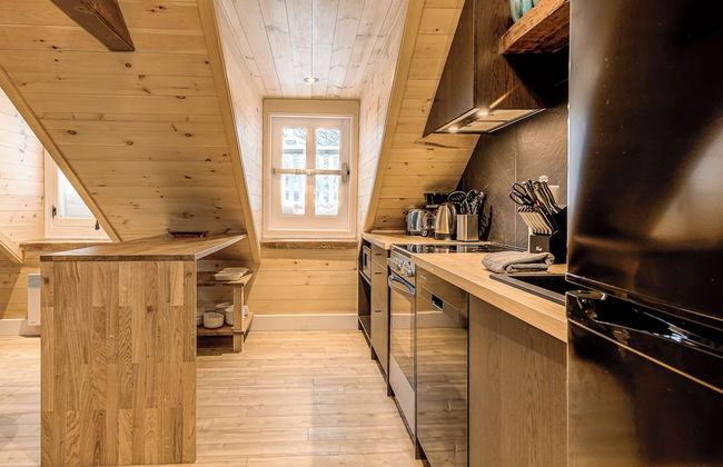 Gorgeous 3 Bedroom 2-floor Old Townhouse - Foto 14