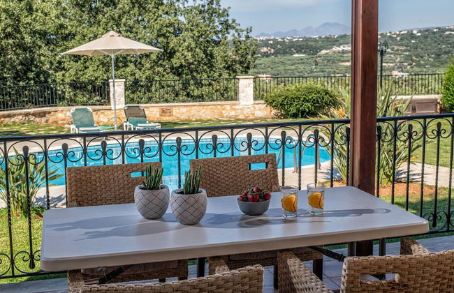 Chloe - Gerani Villas With Private Pool - Foto 27