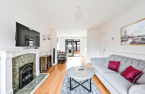 Quiet & Modern Contemporary Home for Work & Family - Foto 9