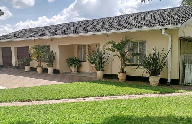 Neat and Cosy Cottage With Pool - 2103 - Foto 20