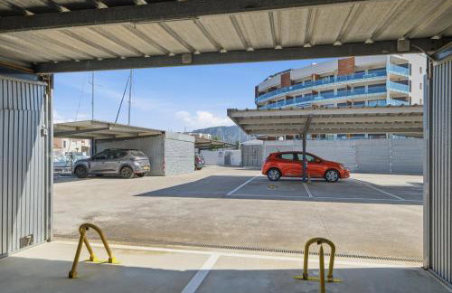 Apartamento en Port Trebol con parking privado y acceso directo a la piscina - Photo 27