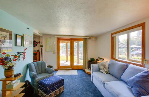 Sauna and Fireplaces! Lakefront Cadillac Retreat - Foto 33