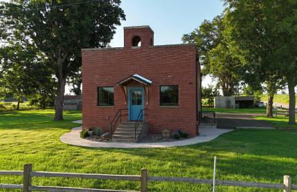 Hot Tub, 5BR2BTH in Guthrie, OK- Near EdmondOKC - Photo 44