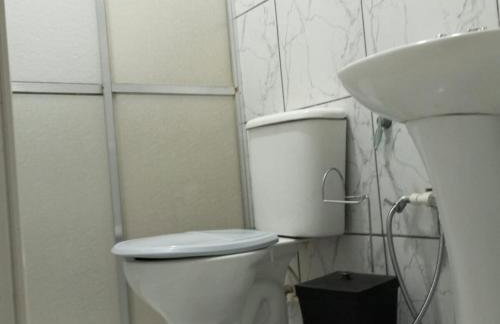 Casa São Sebastião 100 metros da praia e 3km do centro e travessia para Ilhabela - Foto 28