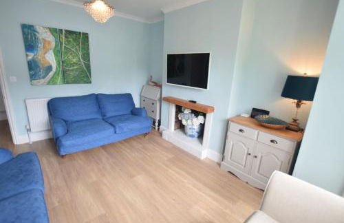 RedButt House, Freshwater, 3 Bedrooms, WiFi, Garden - Photo 10