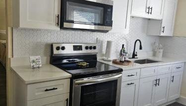 Palmera House in Tampa with Hot Tub 10 minutes from Airport & Busch Gardens - Foto 5