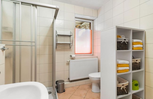 Apartment in Saxon With Terrace - Foto 13