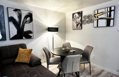 2 King beds Queen Sleeper Sacred Hear Downtown - Photo 16