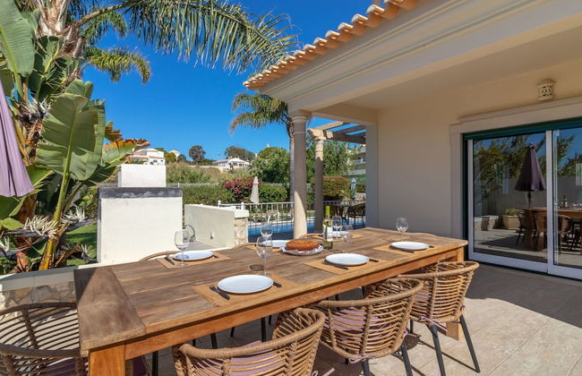 Luxury Villa in Albufeira With Heated Private Pool - Foto 18