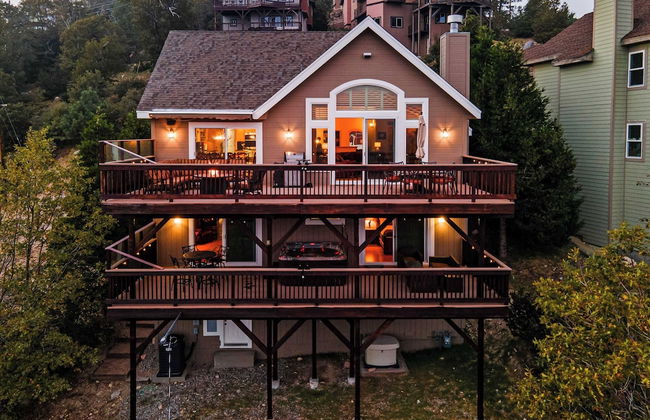 Sky Canyon Lodge by Avantstay Views + Hot Tub - Foto 1