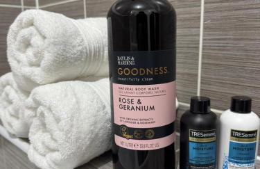 4Bed 3 Bath Home I Sleeps 7-9 I Family & Contractors I Parking - Foto 31