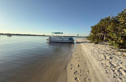 House With A Boat - Boat, Heated Pool, Kayaks - Foto 4