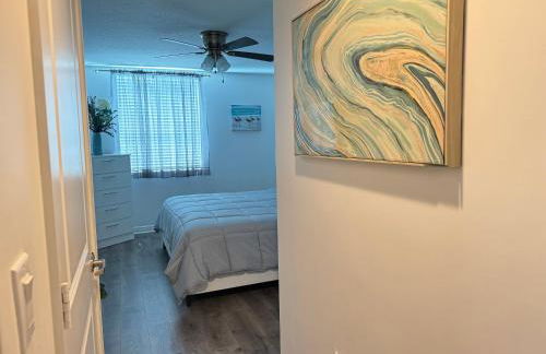 Luxury Oasis Suite - Photo 15