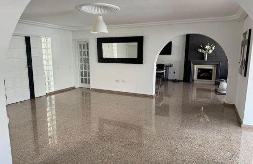 Large Villa in Maspalomas with Huge Private Pool, Jacuzzi & Gym - Foto 60