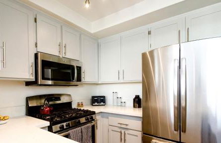 Designer Penthouse 2 Bedroom with Balcony Beverly Hills Adjacent - Foto 83