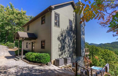 New Luxury 4 bedroom Mountain View Home w/hot tub! - Foto 33