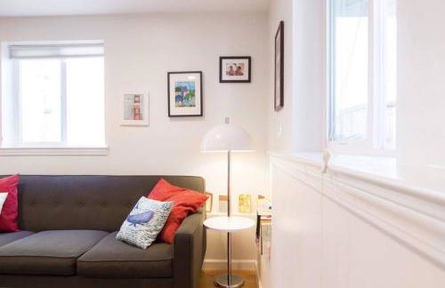 1br in quaint area, subway 12 mins to downtown, free EVcharge - Foto 12