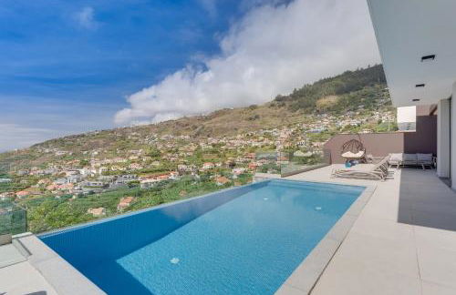 Luxury Villa Bianca by Holiday Rental Madeira - Photo 6