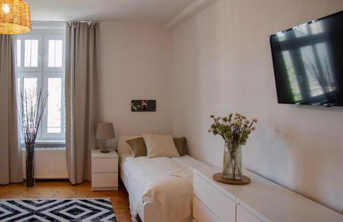 Arbio Grünheide Monteurzimmer Parking included - Foto 1