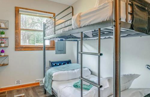 Family-Friendly Cabin Getaway On Castle Rock Lake Space to Relax & Play - Foto 15