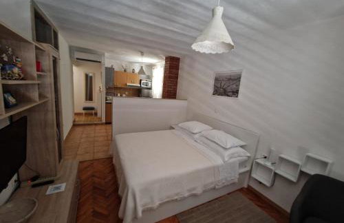 Studio Apartment Riva - Photo 16