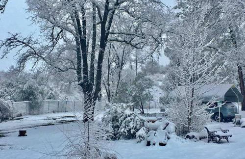 Sierra Sunset Cottage -Yosemite area vacation cottage - Foto 43