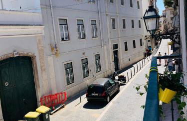 Modern Boutique Apartment in the Heart of Alfama - Foto 26