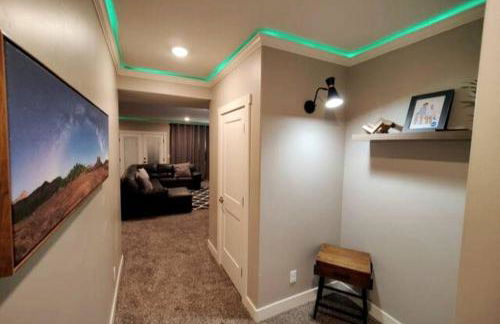 Paradise View Lodge - Amazing Lake Views, Playroom, Pool, HotTub! - Foto 75