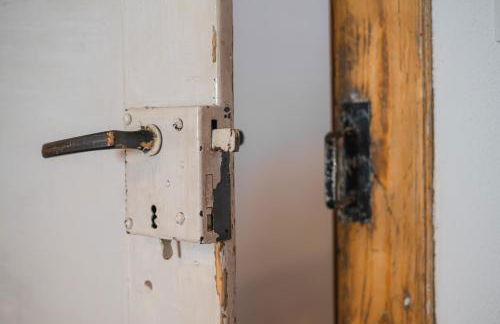 Gehobenes Ambiente in historischer Wohnung - Photo 21