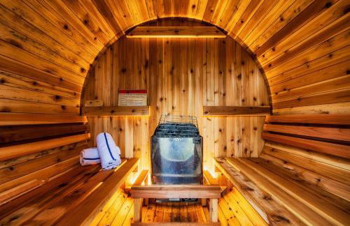 Keener Hollow Family Retreat Hot Tub Sauna Near Pigeon Forge - Photo 63