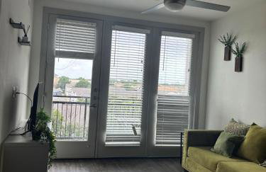 The Link & Lounge, Close to Everything - Foto 17