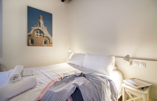 Happy People Gaudi Sant Pau - Foto 31