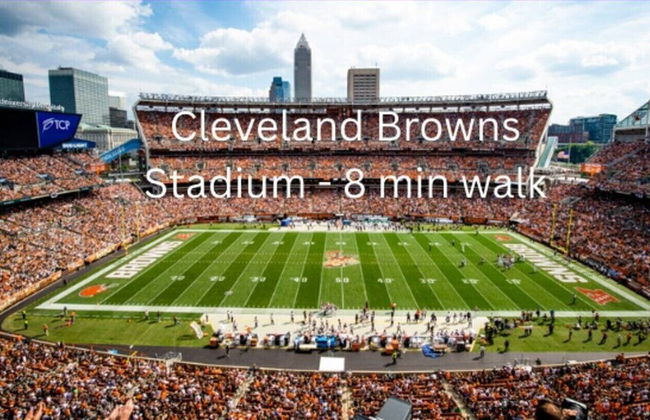 Downtown Cleveland: Steps To Sports & Events 2 Bedroom Condo by RedAwning - Foto 37