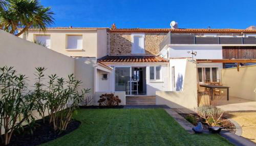 "COCON SAINT HILAIRE" Maison de charme 7 personnes, jardin clos, 5 min plage, port, commerces - Foto 3, Garden, Garden view