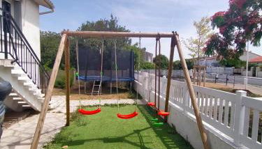 Maison familiale 4 chambres, proche commerces et plage - Foto 2