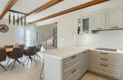 Beautiful villa Jurasi with outdoor pool in Tinjan - Foto 17