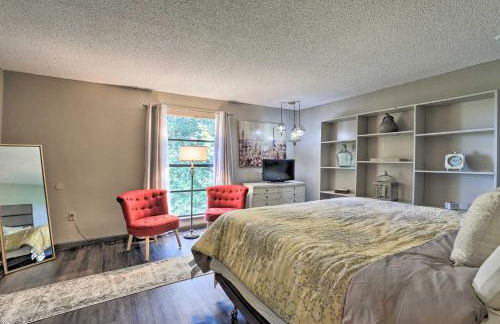 Chic A-Frame Escape with Fire Pit - Private Property - Foto 20